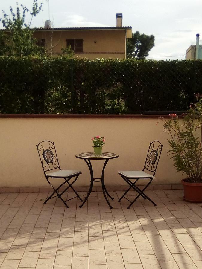 B&B Zia Lelly Fano Exterior foto